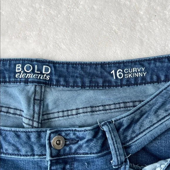 Bold Elements Blue Distressed Embroidered Women's Jeans Curvy Skinny - 16 - Picture 12 of 14